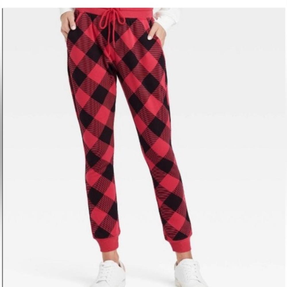 Zoe + Liv Red/Black‎ Plaid Joggers Size XXL